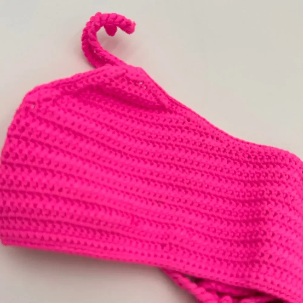 SKIMS Taffy PINK Women's Crochet Swim Scoop Bikini Top NWT Size XXS